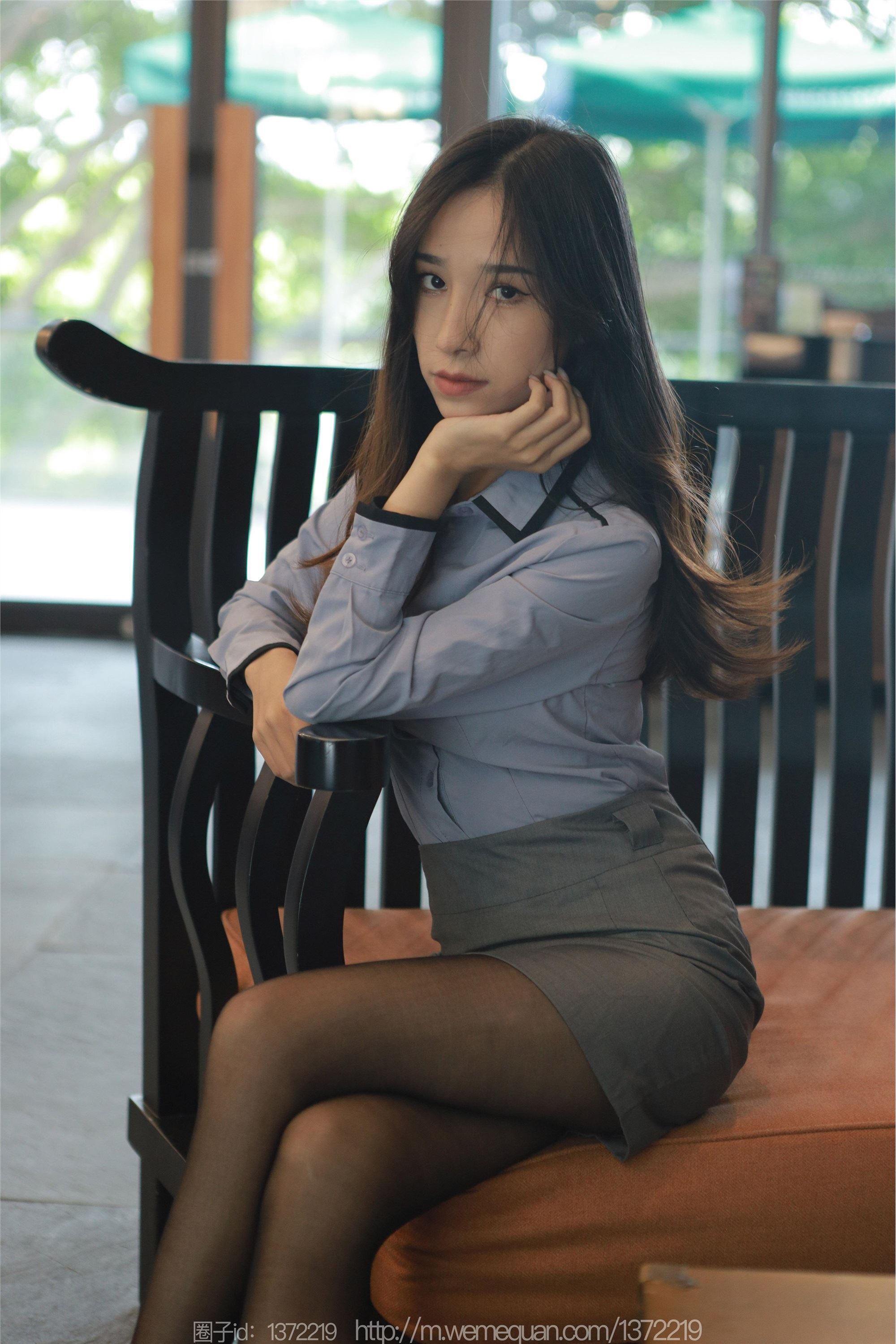 IESS异思趣向  2023.08.02 丝享家 1496 美子《楼梯上的春光》